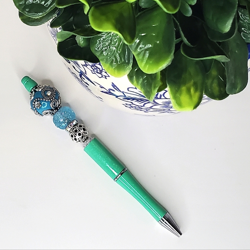OCEAN MIST BEADED PEN